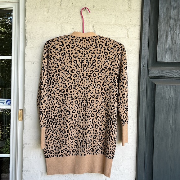 J. Crew V-Neck Leopard Print Relaxed Fit Cotton/Wool Cardigan Size XS - Picture 9 of 16